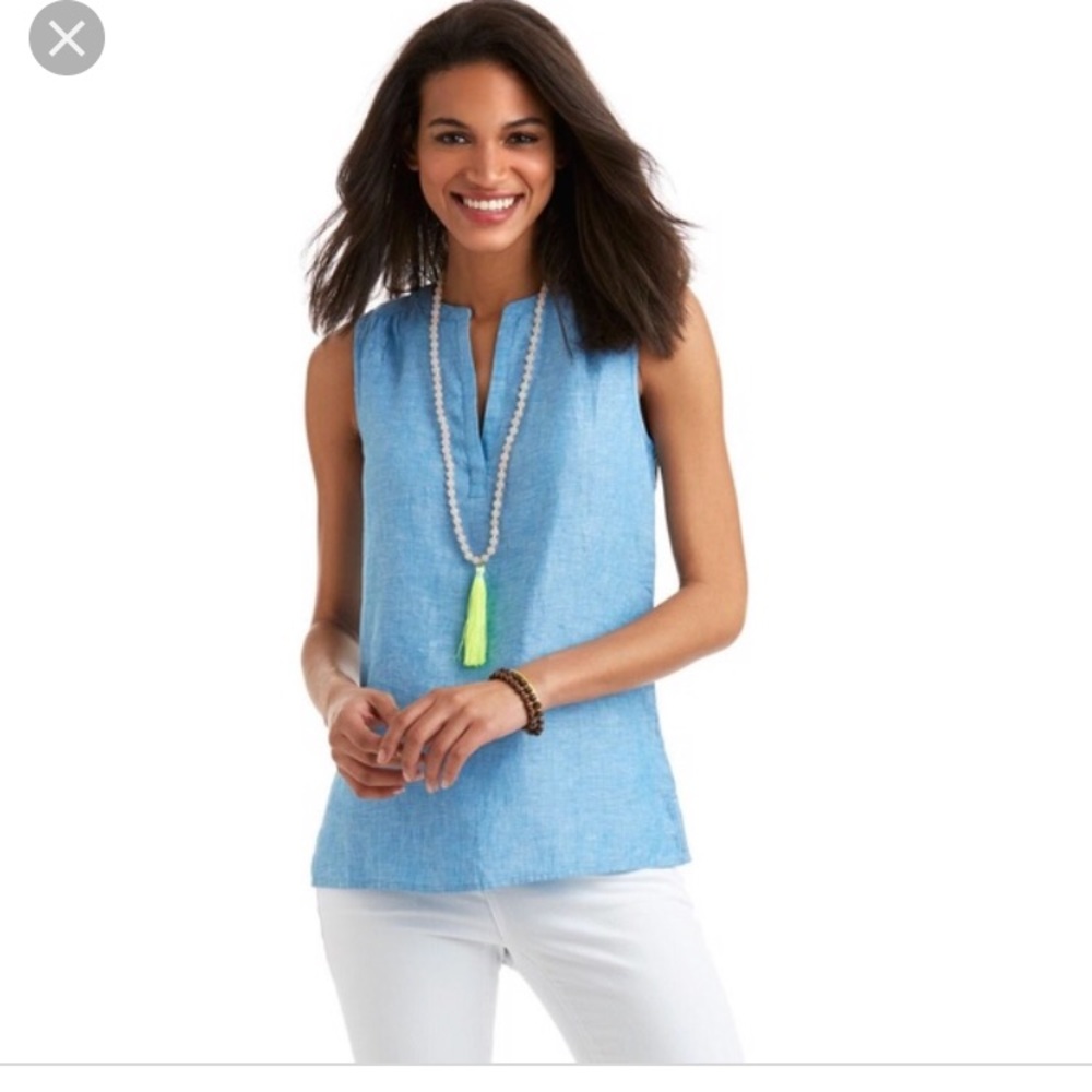 Vineyard vines top light blue color